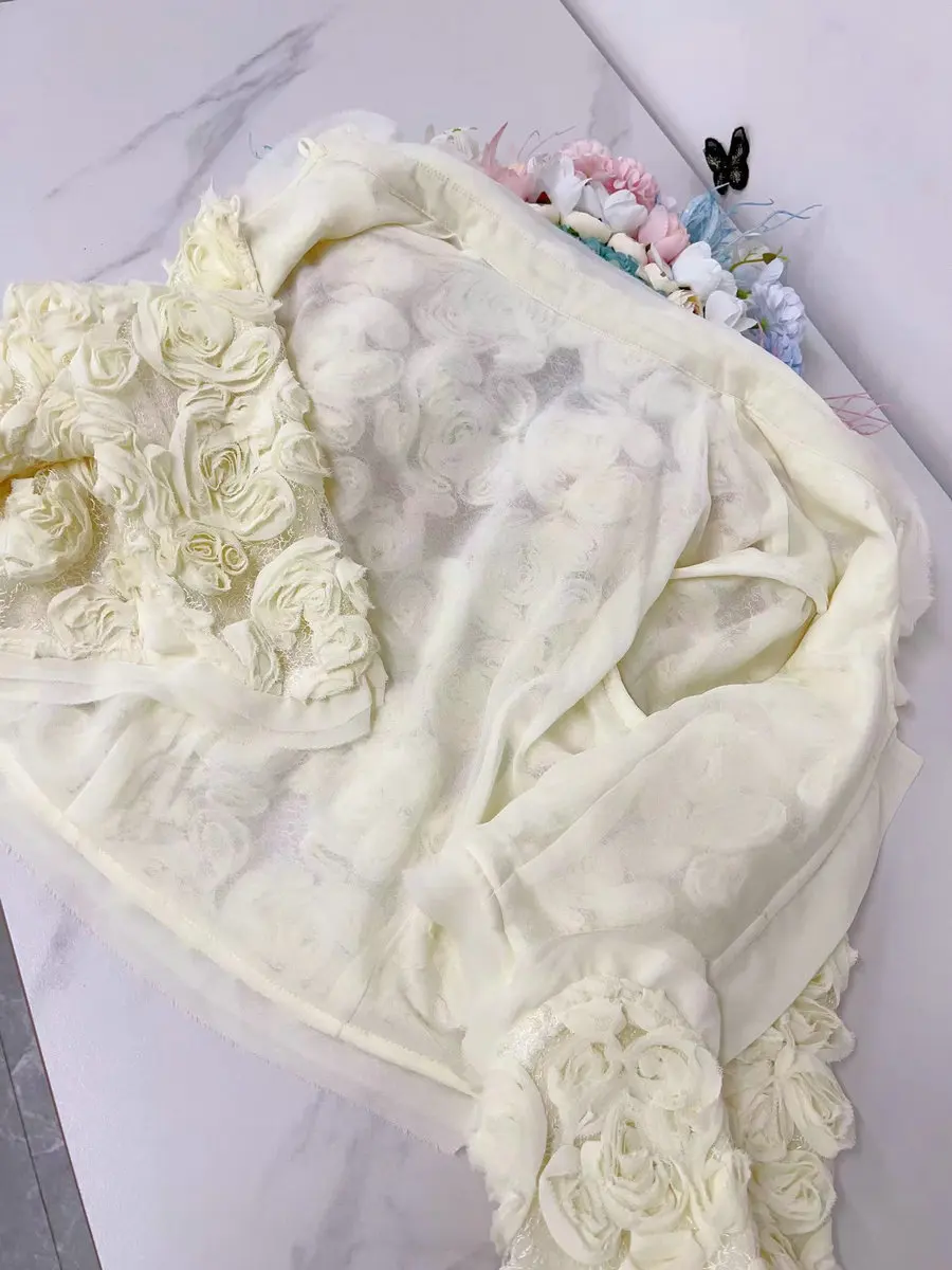 Элегантный прозрачный однобортный топ с 3d цветочной вышивкой - Фотография_6