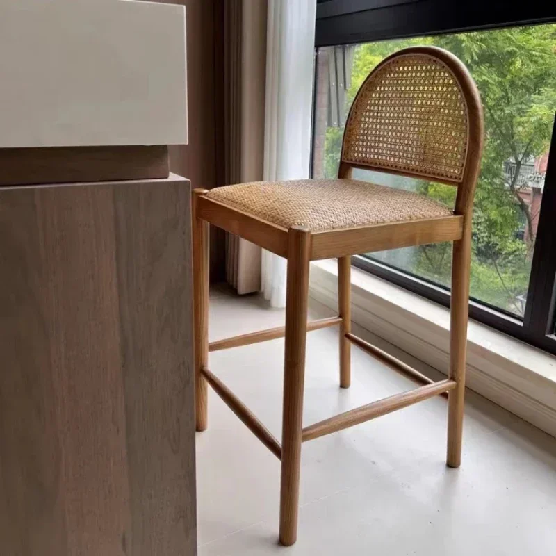 Nordic light luxury solid bar chair - Фотография_5